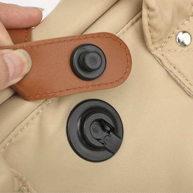 Multi-Functional Diaper Bag , Large Capacity Waterproof Mommy Tote with Insulated Pocket, Quick One-Hand Open Magnetic/Snap Closure