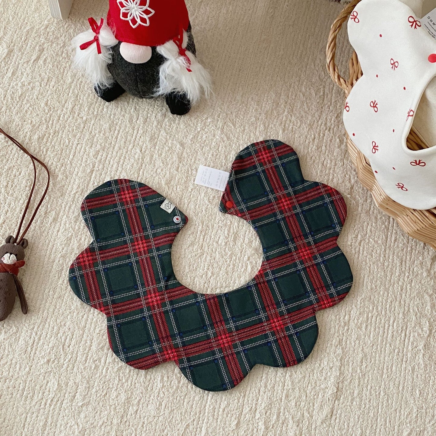 Christmas Style Baby Round & Petal Bibs - Floral Edge Double-sided Drool Bibs